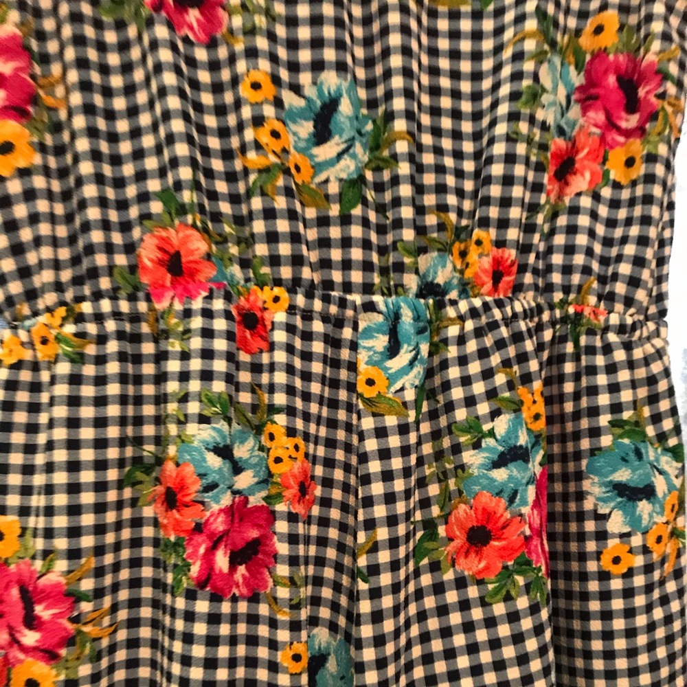 Romper - Picture 5 of 8